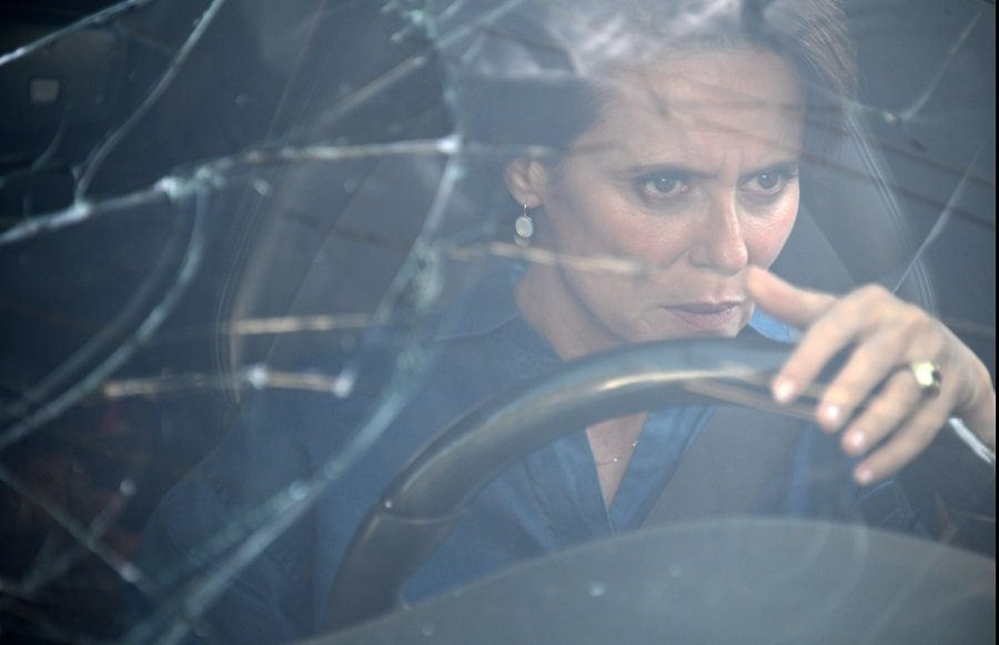 Under Her Control (La Jefa) – Review | Spanish Netflix Thriller