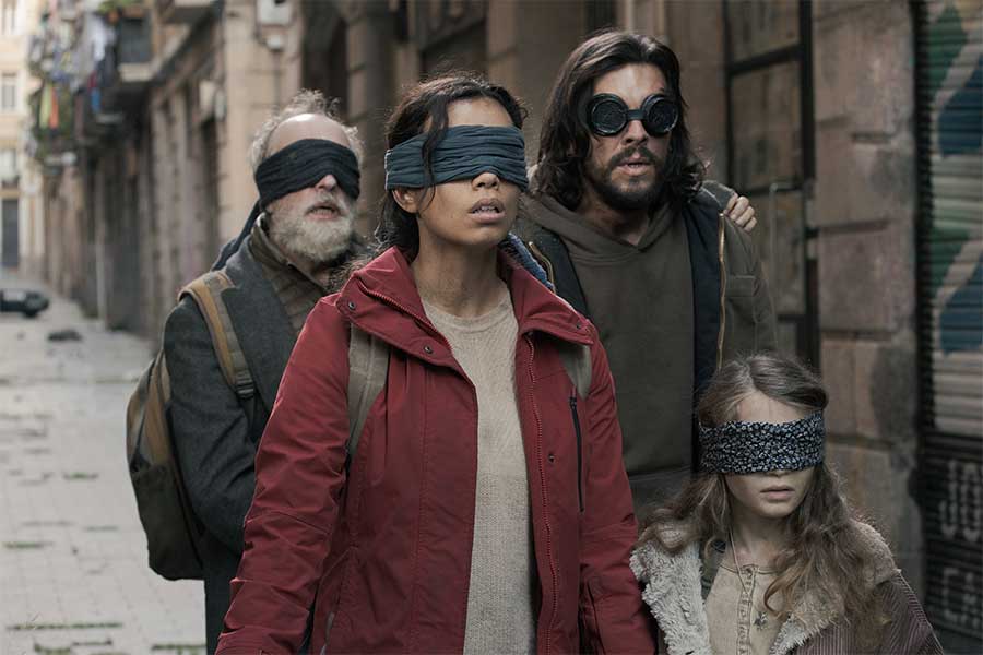Bird Box Barcelona (2023) – Review | Netflix 